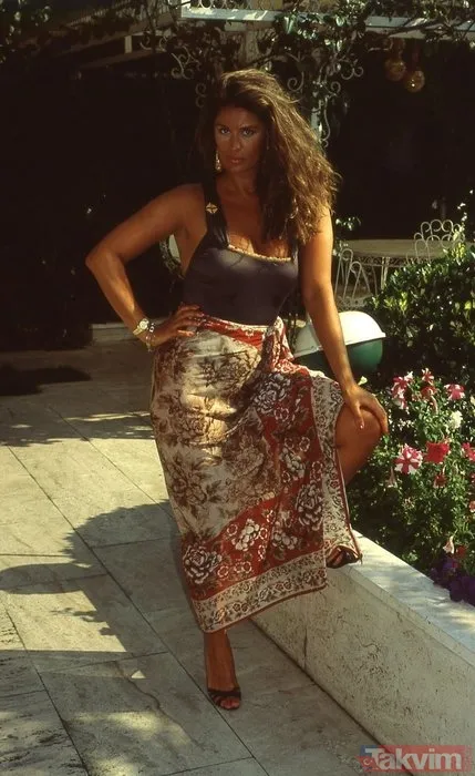 Yeşilçam yıldızı Gülşen Bubikoğlu torunu Mavi'yi ilk kez paylaştı! İşte kural bozan Gülşen Bubikoğlu'nun kızı ve torunu... - 8