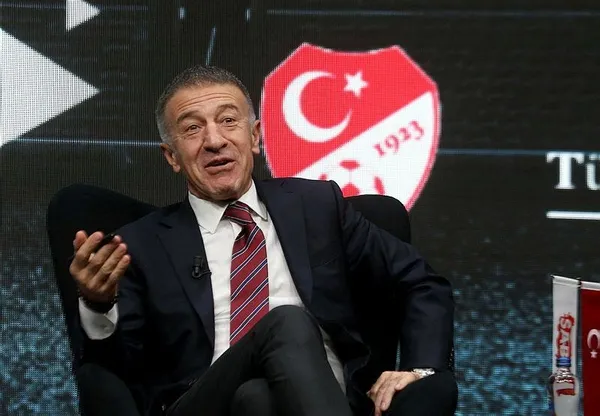 Sabah Gazetesi tarafından düzenlenen forumda konuşan Ahmet Nur Çebi: Fenerbahçe algısını yıkacağız-3