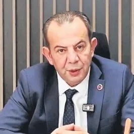 CHP’de ‘haddini aşma’ kavgası