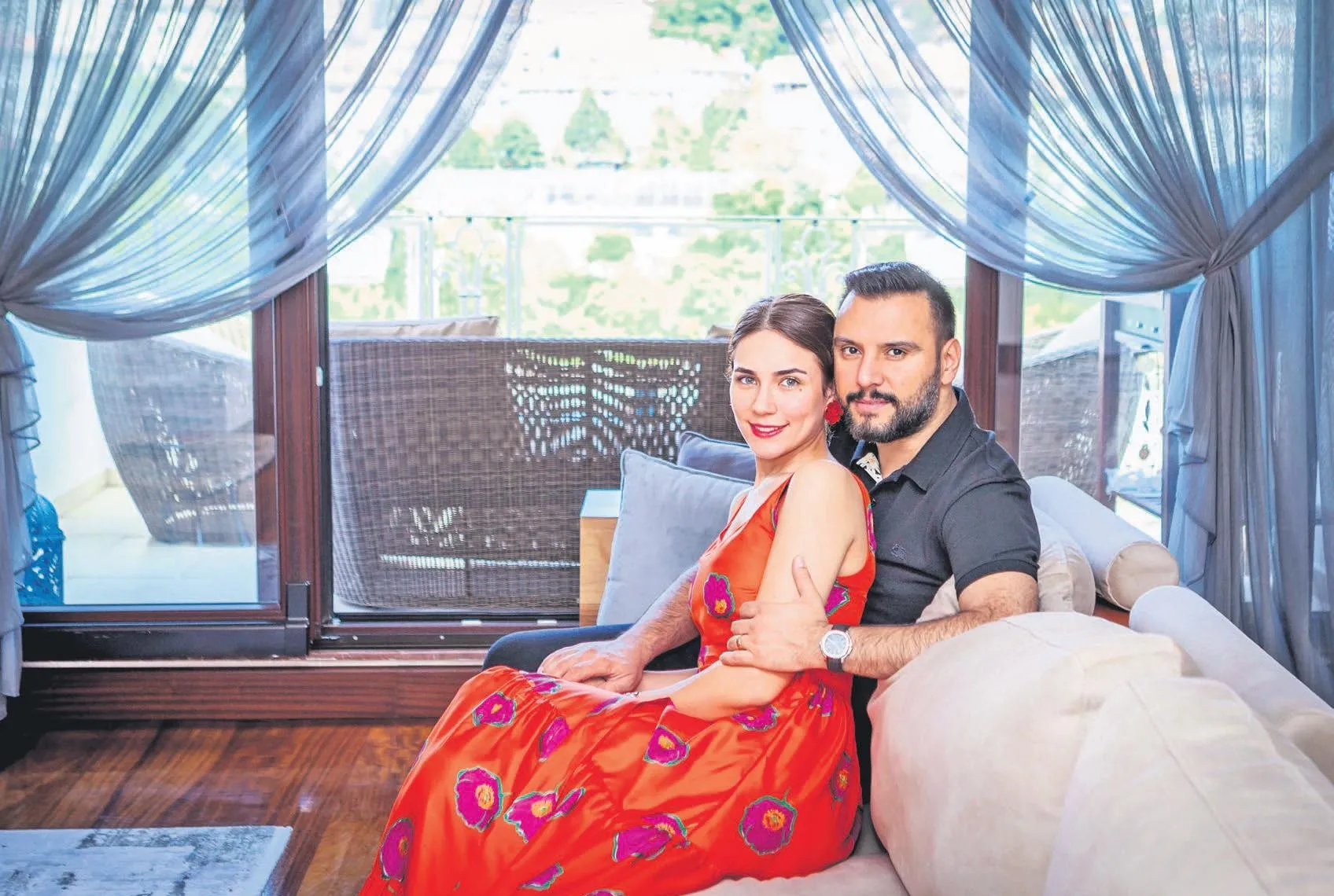 Hanım köylü Alişan!