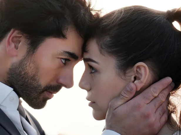 gaddar-bir-insansin-sen-kalp-yarasi-16-bolum-fragmani-olanlar-karsisinda-suurunu-yitirecek-1634020562429.jpg Gaddar bir insansın sen! Kalp Yarası 16. bölüm fragmanı: Olanlar karşısında şuurunu yitirecek-7