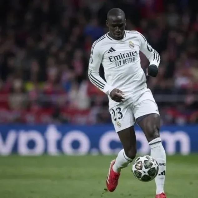 Real Madrid  Mendy’i zararına satıyor