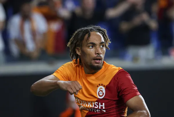 1629900741153.jpg Sacha Boey'den transfer itirafı: Galatasaray'ı tercih ettim çünkü...-4