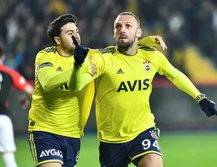 712 şut 40 gol Fener bitiremiyor