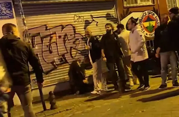chp-gencliginin-icler-acisi-durumu-1683319001186.jpeg İşte Bay Bay Kemal'in CHP gençliği! Özgürlüklerini alkole bağlayıp, AK Parti seçmenine hakaret ettiler-2