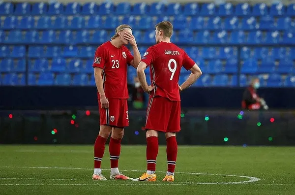 turkler-haalanddan-korkuyor-algisina-a-milli-takimdan-sahada-net-cevap-performansi-vasati-gecemedi-1616875885631.jpeg 'Türkler, Haaland'dan korkuyor algısına' A Milli Takım'dan sahada net cevap: Performansı vasatı geçemedi-4