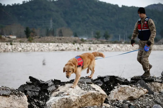 Antalya'daki hortum otoyolda yakaladı! Dehşet anları kamerada!-8