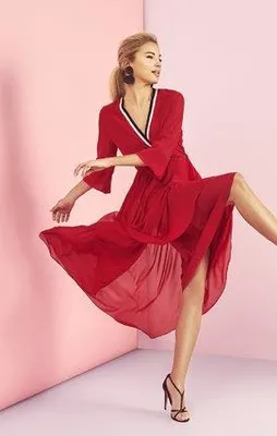 Burcu Esmersoy: Bana bakılmasından hoşlanmıyorum