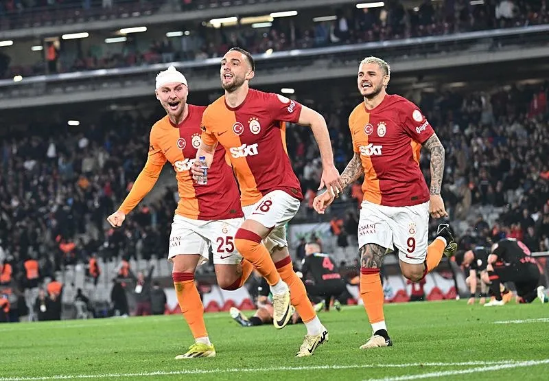 Şampiyonluk için gün sayan Galatasaray final maçlarında hata yapmıyor!-4