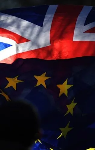 AB'den İngiltere'ye Brexit çağrısı