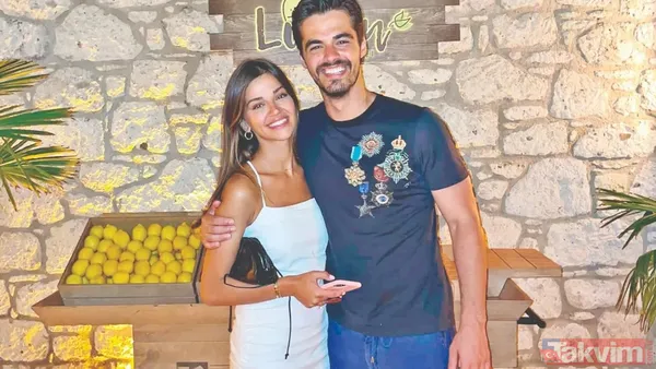 Güzel Fenomen Hemen Ardından Da Uzun Süredir Birlikte Olduğu Oyuncu Sevgilisi Berk Atan'ı Takipten Çıktı.