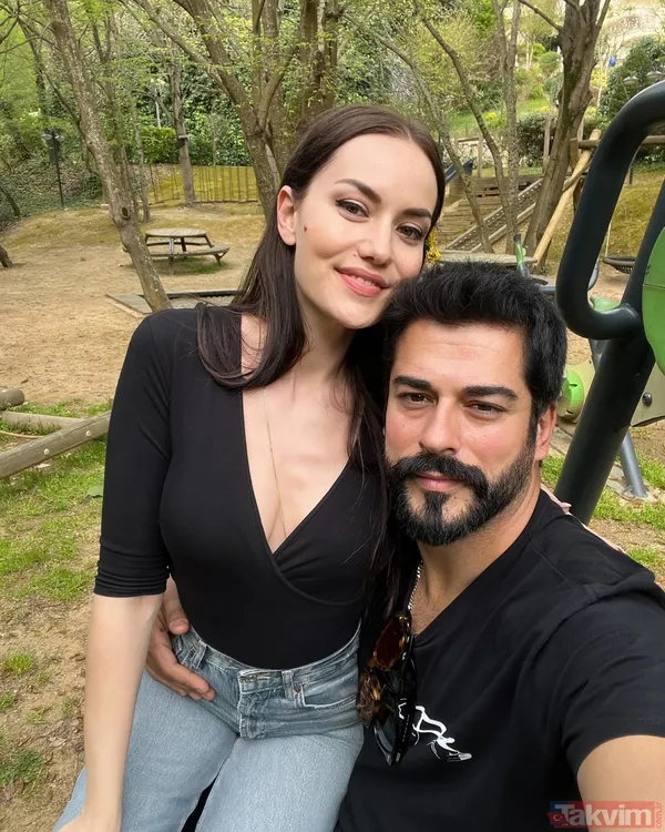 Fahriye Evcen ile Burak Özçivit sarmaş dolaş! 7 yıllık eşler aşka geldi! Sosyal medya yanıp kavruldu! “Bu fotoğrafları çok bekledik” - 9