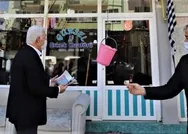 Muğla Büyükşehir Belediye Başkanı Osman Gürün Sözcü Gazetesinin postacılığına soyundu!