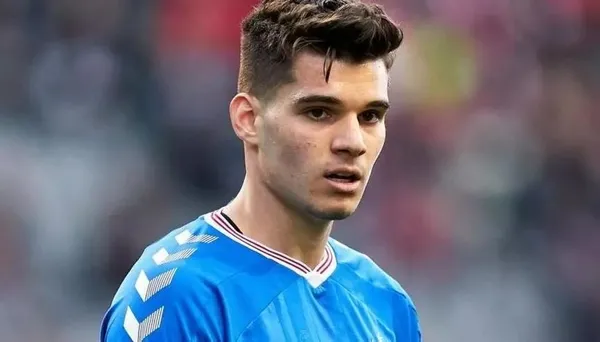 1692742277154.jpeg Trabzonspor'un Rumen yıldız için harekete geçtiği öne sürüldü!-2