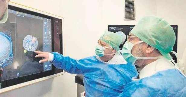 Türk hekimleri destan yazdı! Yapay zeka teknolojisi kullanılarak beyin ameliyatı yapıldı