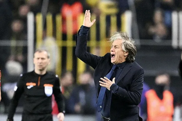 jorge-jesus-persembe-gunku-zorlu-rovans-oncesi-ispanyol-ekibini-ezberledi-1678753935722.jpeg Jorge Jesus, perşembe günkü zorlu rövanş öncesi İspanyol ekibini ezberledi-7