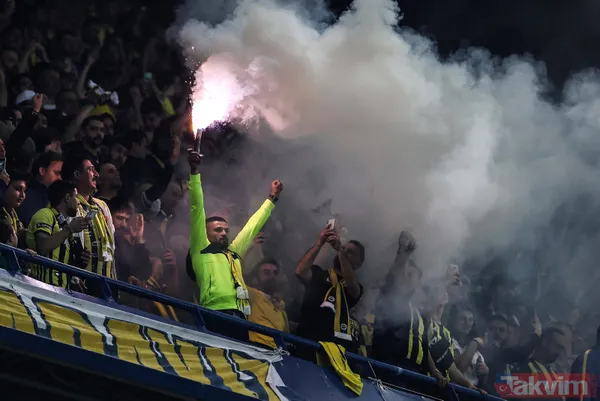 Fenerbahçe - Galatasaray derbisinden ekrana yansımayan kareler! Nefes kesen mücadele... - 40