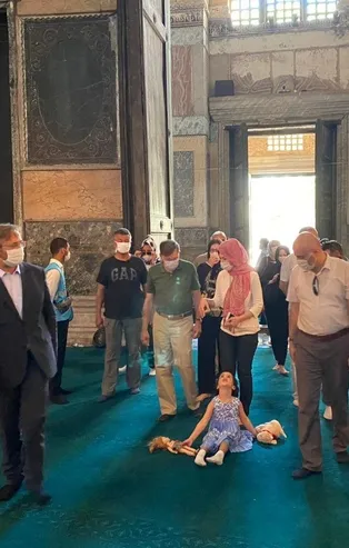 ABD Büyükelçisi Satterfield'dan Ayasofya'ya ziyaret