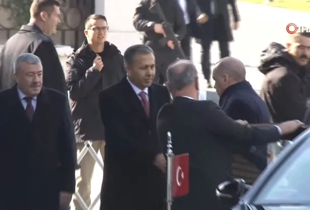 Başkan Erdoğan cuma namazını Kerem Aydınlar Camisi'nde kıldı-2