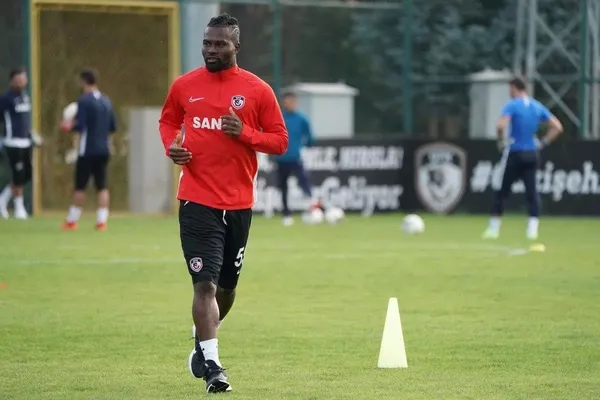 Marcelo imzayı attı (Yurttan ve dünyadan spor gündemi)-10