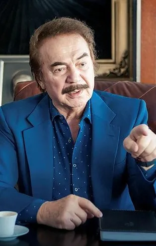 Orhan Gencebay'ı linç eden çeteye sert tepki: Başkan Erdoğan'ı eleştirseydi omuzlarına alırlardı