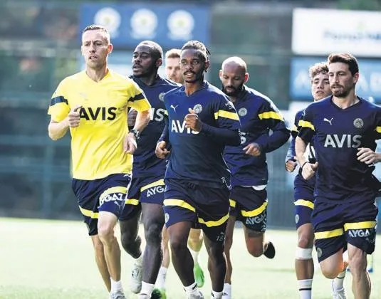 fenerbahcenin-golcusu-enner-valencia-avrupanin-zirvesinde-spor-haberleri-1664063441031.jpeg