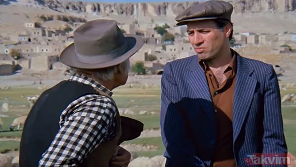Kemal Sunal bakın ilk hangi filmle ünlü olmuş! Herkes farklı biliyordu! 22 yıl önce uçakta kalp krizi geçirerek ölmüştü! 'Benim sokağa atacak param yok' - 14