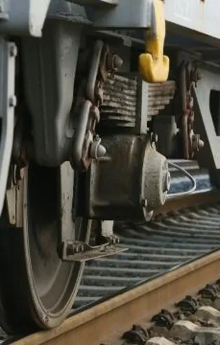 Fransa'da bomba paniği! Tren yolcularına "Airdrop" üzerinden gönderdi