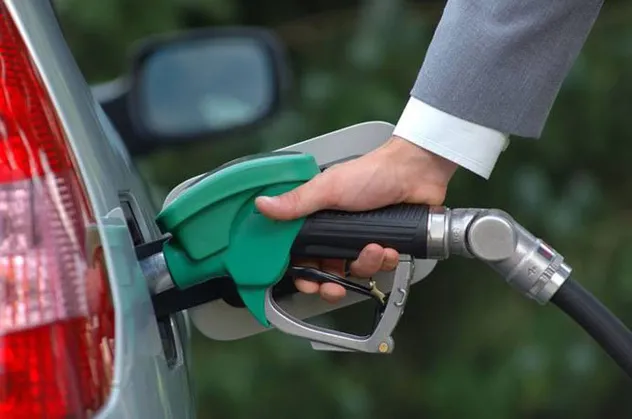 Son dakika: Benzine indirim geliyor