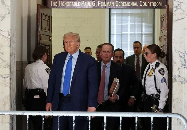 Trump davasında yeni gelişme: Avukatlarından Ellis, "başkanlık seçimine müdahale" davasında suçlamaları kabul etti-2