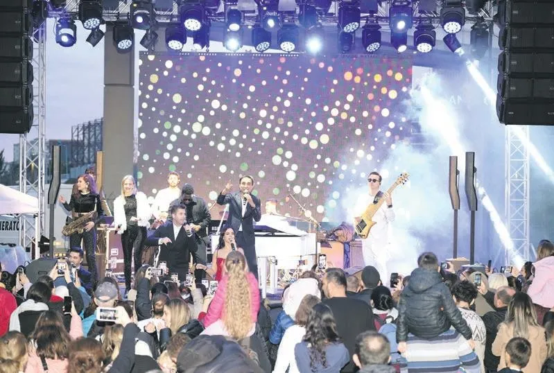 Gençlere tam destek