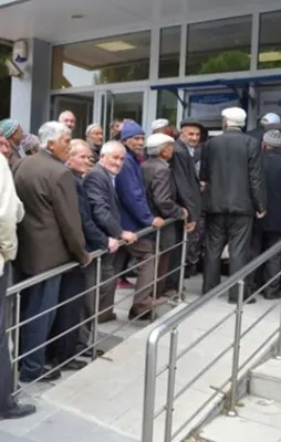 Emeklilere büyük müjde! Emekli ikramiyesi ne zaman verilecek? Emekli ikramiyesi ne kadar?