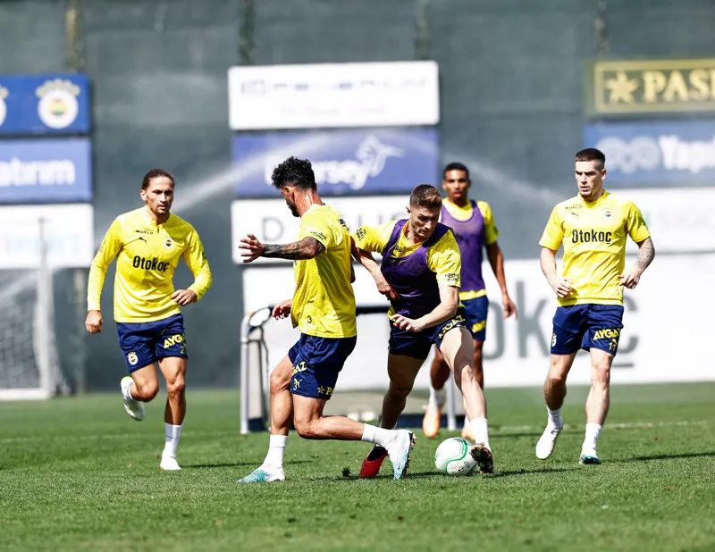 FENERBAHÇE HABERLERİ | İsmail Kartal'dan 3 yıldıza neşter! Sınıfta kaldılar - 9