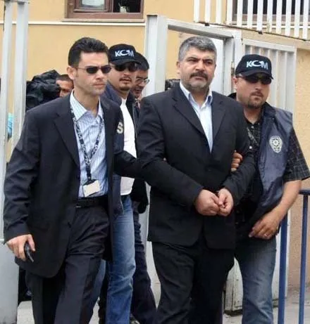 abdullah ucmak kimdir ibrahim tatlises abdullah ucmak olayi nedir takvim