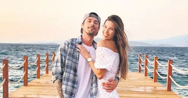 Larissa Gacemer ile eşi Burak Gacemer Çeşme’de aşka geldi