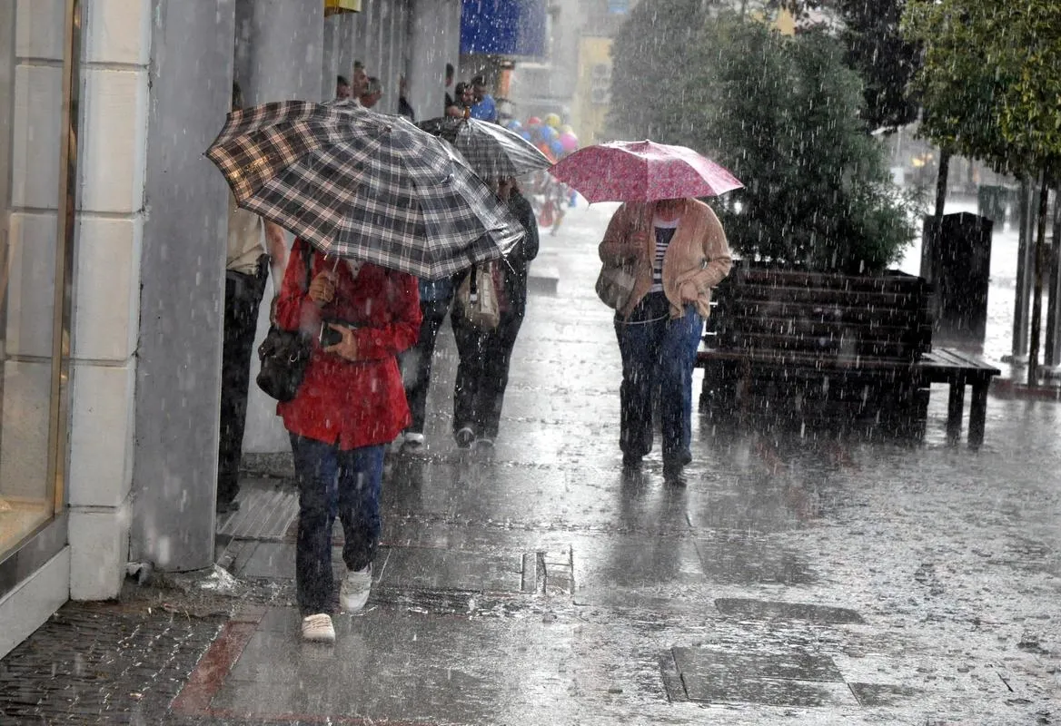 Meteorolojiden sağanak yağış uyarısı!