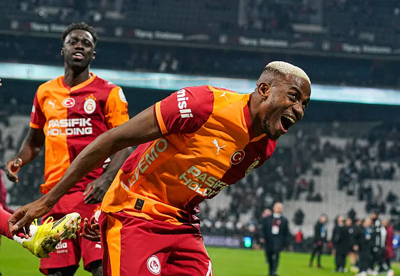 Spor yazarları Beşiktaş - Galatasaray derbisini değerlendirdi! "İnanılmaz acemi" - 14