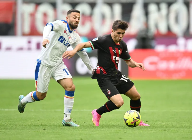 Galatasaray'dan dev transfer! Milan opsiyonu kullanmazsa... - 8