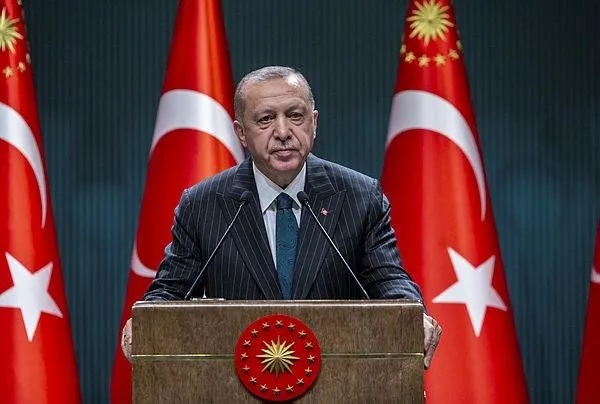 son-dakika-baskan-erdogandan-kabine-toplantisi-sonrasi-onemli-aciklamalar-1598289611971.jpeg Son dakika: Başkan Erdoğan'dan kabine toplantısı sonrası önemli açıklamalar-2