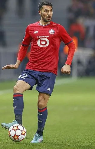 Lille'de müthiş sezon geçiren Zeki Çelik'e Roma'dan yakın markaj