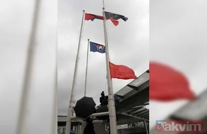Çin’de gerilim tırmanıyor! Protestocular Çin bayrağını indirdi