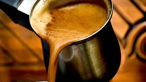 Dünyanın en köpüklü Türk kahvesini siz yapacaksınız! Yıllardır gizlenen pişirme yöntemi ortaya çıktı