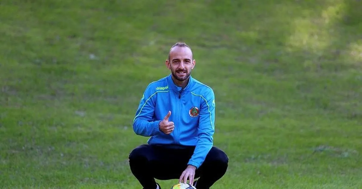 efecan karaca erol bulut fener de