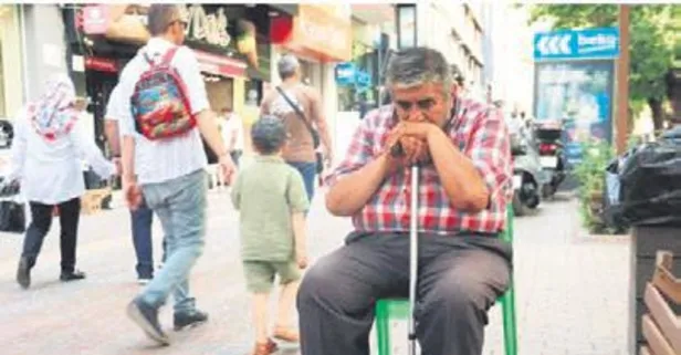 Eskişehir Valisi Hüseyin Aksoy sesini duydu! 36 yıldır oturduğu yerde uyuyan hasta tedavi altına alındı