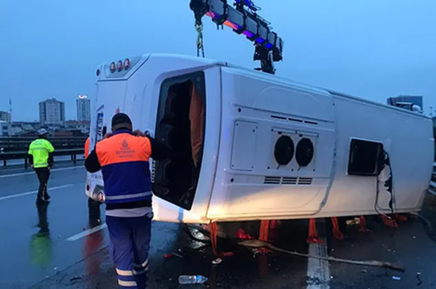 İstanbul'da feci kaza! Çok sayıda yaralı var!