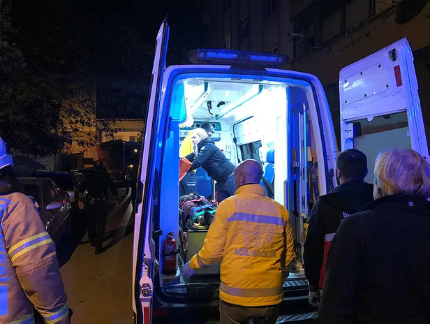 Son dakika: Kartal'da mobilya atölyesinde yangın: 2 kişi öldü-3