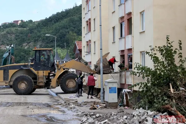 Kastamonu Bozkurt'ta sel felaketi sonrası arama kurtarma çalışmaları sürüyor - 9