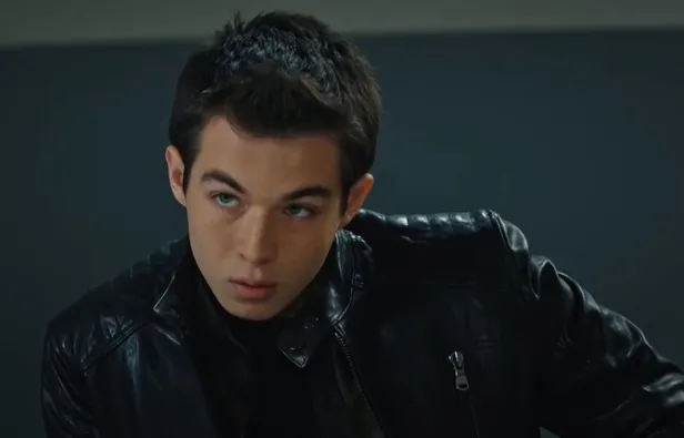 kurulus-osmandan-edho-atagi-hizir-cakirbeylinin-oglu-icin-dev-hamle-apar-topar-oraya-gececek-1632578299731.jpg Hızır Çakırbeyli'nin oğlu için dev hamle apar topar oraya geçecek! Kuruluş Osman'dan EDHO atağı!-8