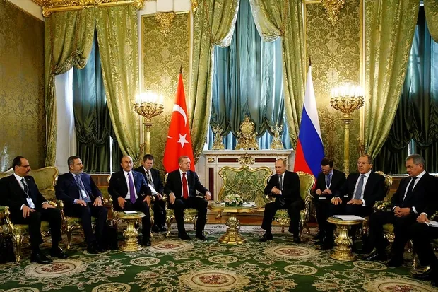 Erdoğan ile Putin Kremlin'de görüştü-1