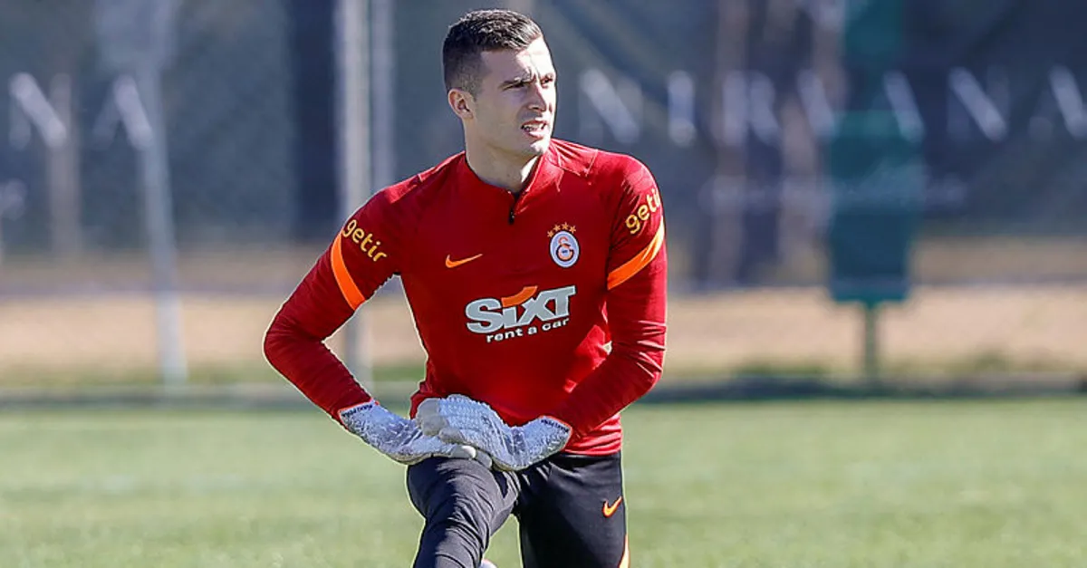 Son dakika Galatasaray haberleri... Cimbom’un yeni kalecisi Inaki Pena performansıyla büyük beğeni topladı!